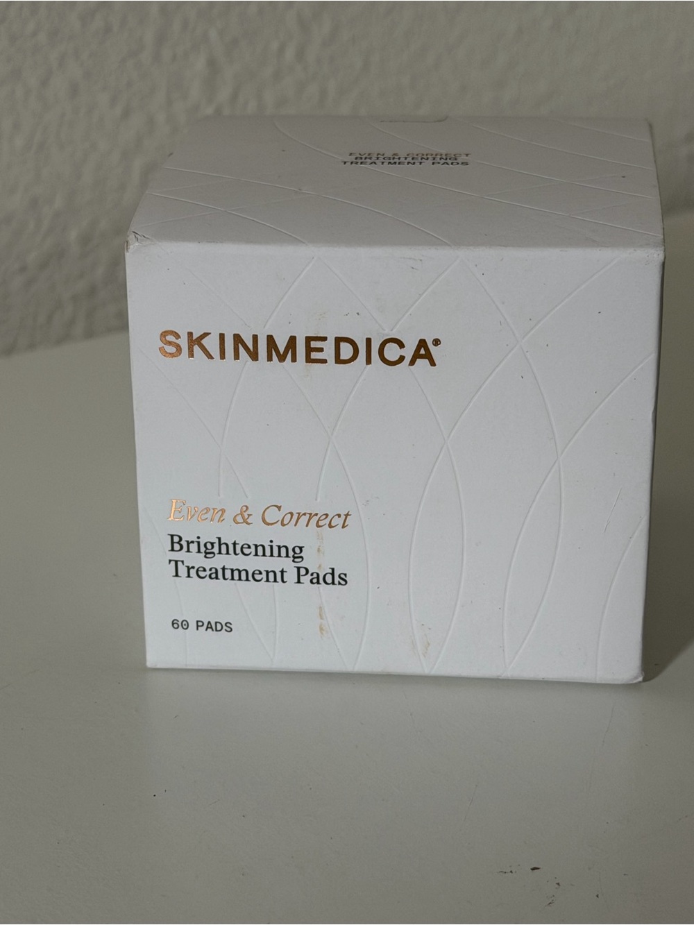 SkinMedica Even & Correct Brightening Treatment Pads - White/Gold